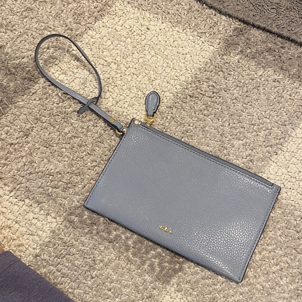 Chic Lavender Gray Leather Wristlet